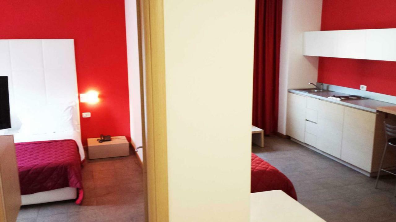Hotel Relais Del Lago Marta Buitenkant foto